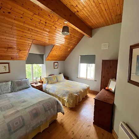 Side Apartment, Ardamine